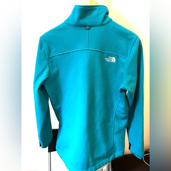 NWOT The North Face Women’s
TKA Glacier Fleece Full Zip Jacket Size L/XL - Picture 4 of 10